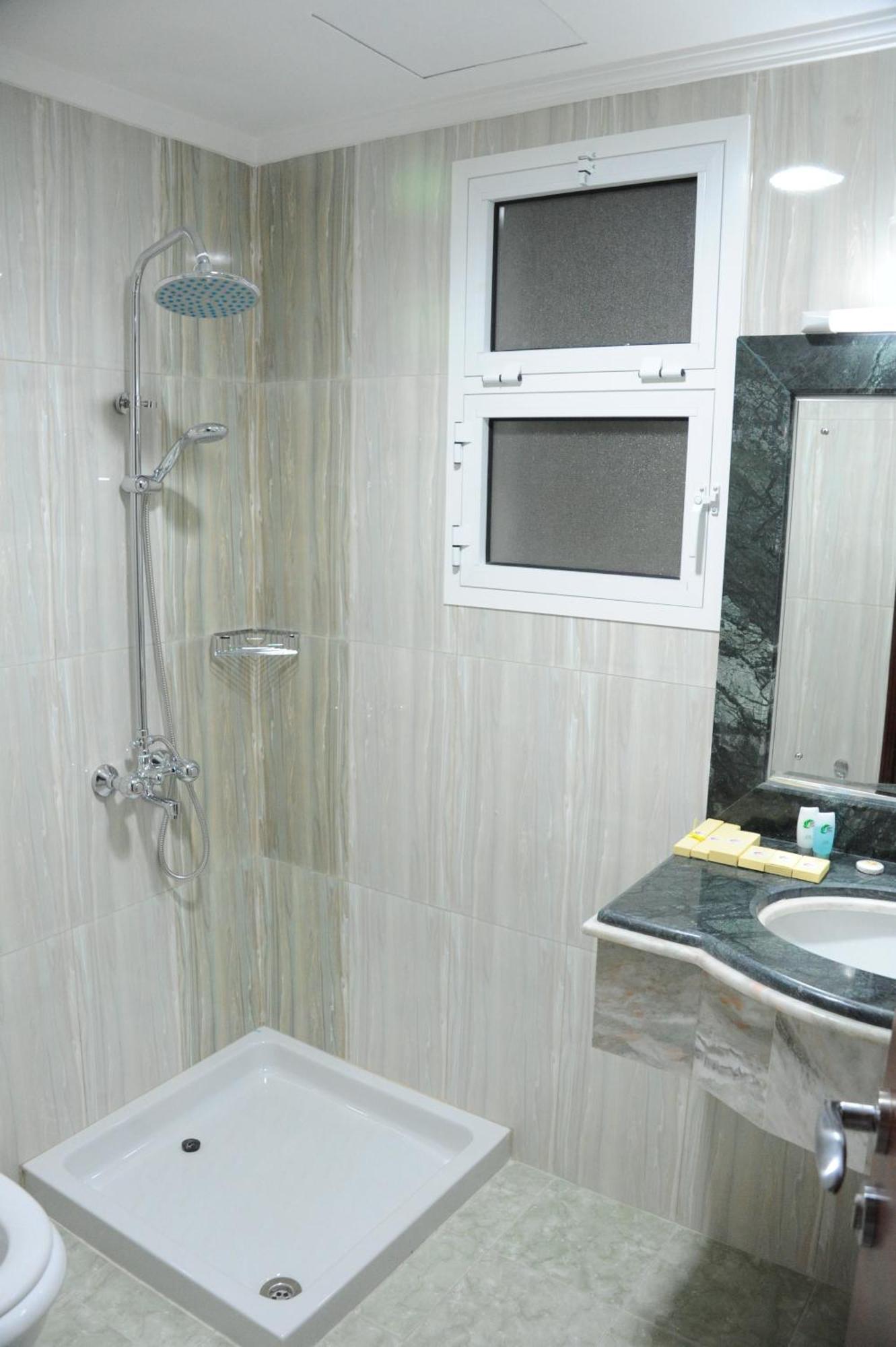 Pioneer Aparthotel Maskat