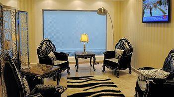 Pioneer Aparthotel Maskat