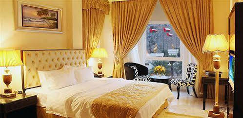 Pioneer Hotel apartamentowy Maskat